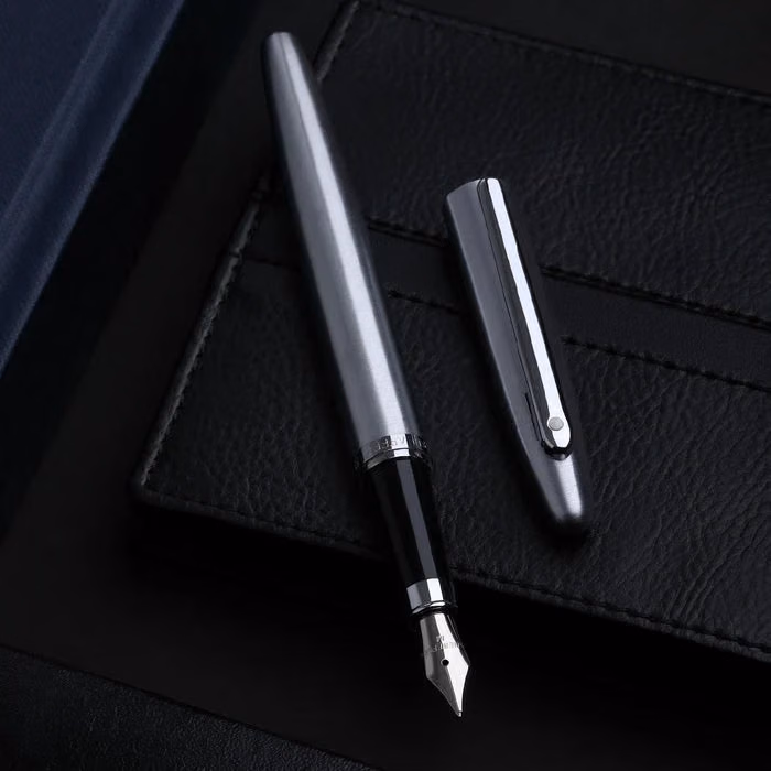Custom Sheaffer VFM 9426 Brushed Chrome Fountain Pen With Chrome Trim - Medium