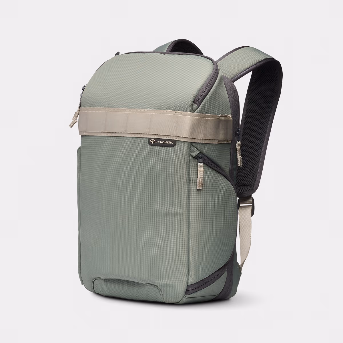 Custom Nomatic Luma Camera Pack 18L