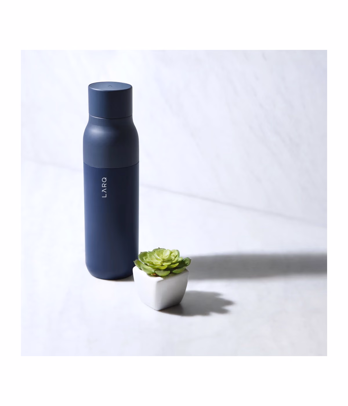Custom LARQ Bottle Twist Top Monaco Blue - 17 oz vs 25 oz size comparison