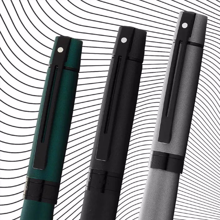 Custom Sheaffer 300 Matte Green Fountain Pen with Black Trim