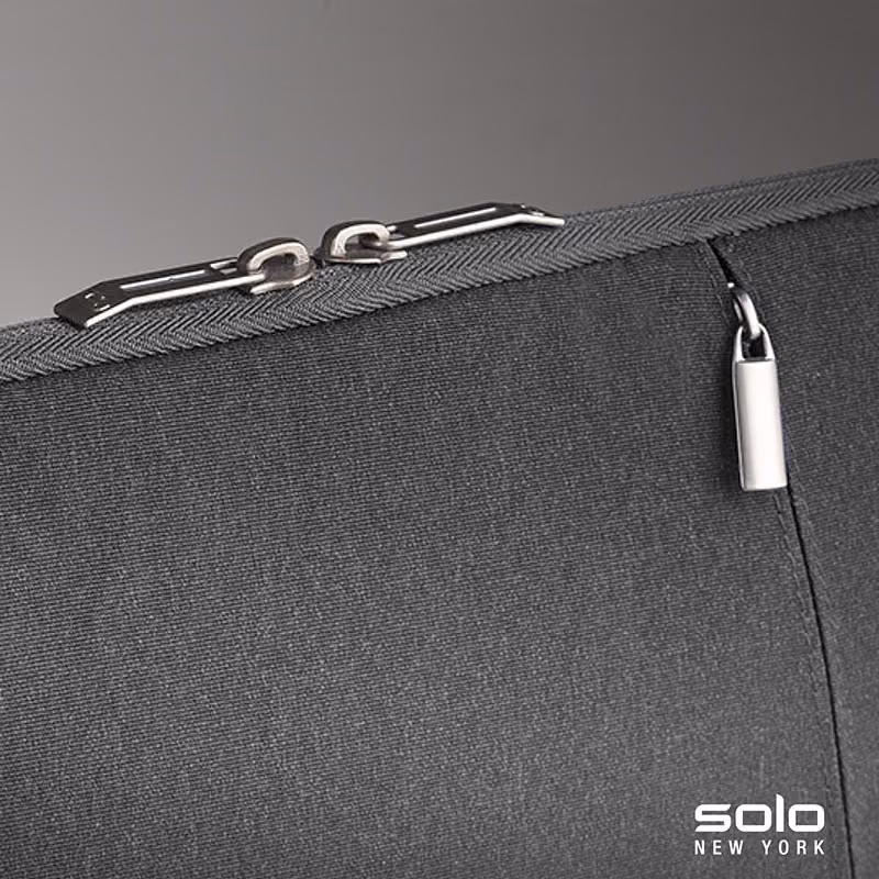Custom Solo New York 15.6" Oswald Laptop Sleeve