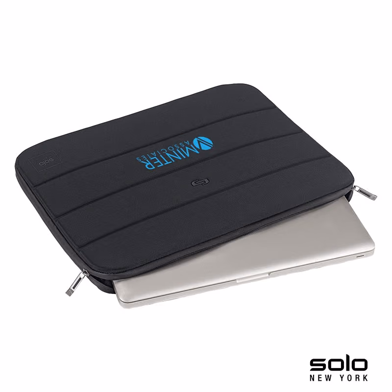 Custom Solo New York 17.3" Bond Sleeve