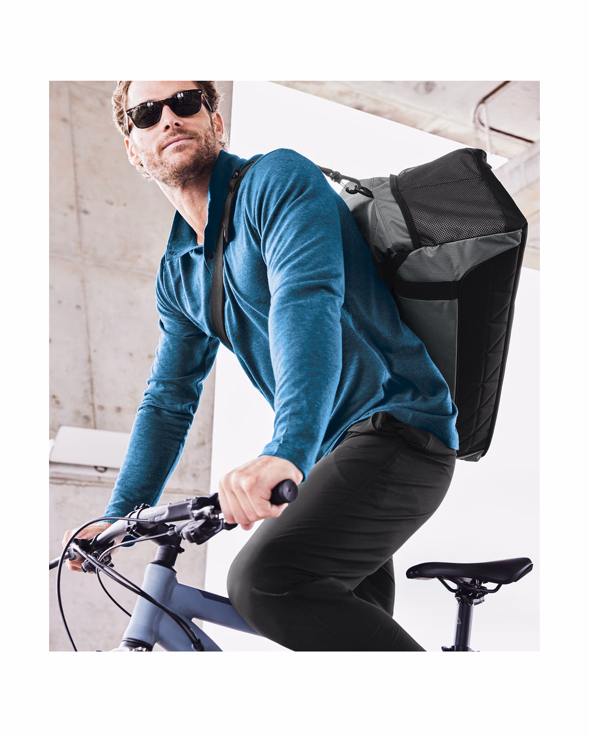 Custom OGIO Motion Duffel - Blacktop - lifestyle