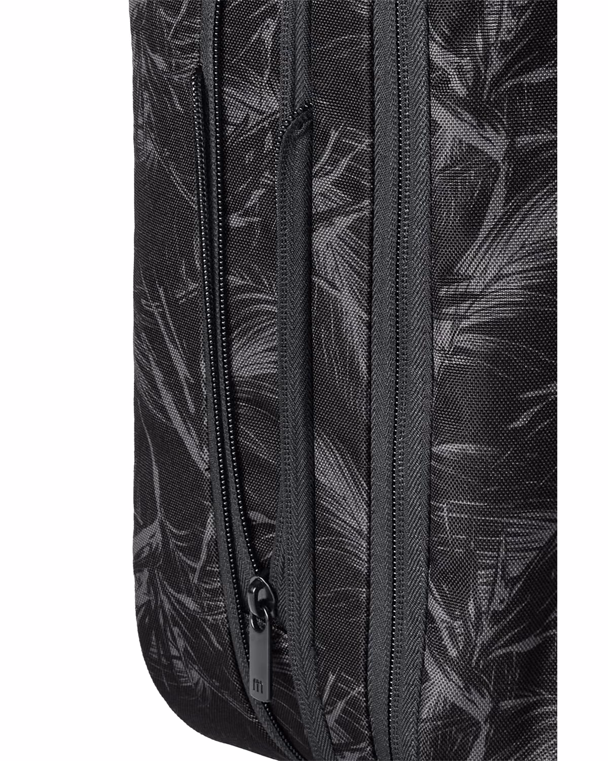 Custom TravisMathew Approach Storage Cube, Paradise, detail
